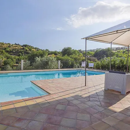 4 Bedroom Stunning In * Giarratana
