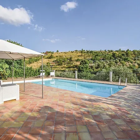 4 Bedroom Stunning In
